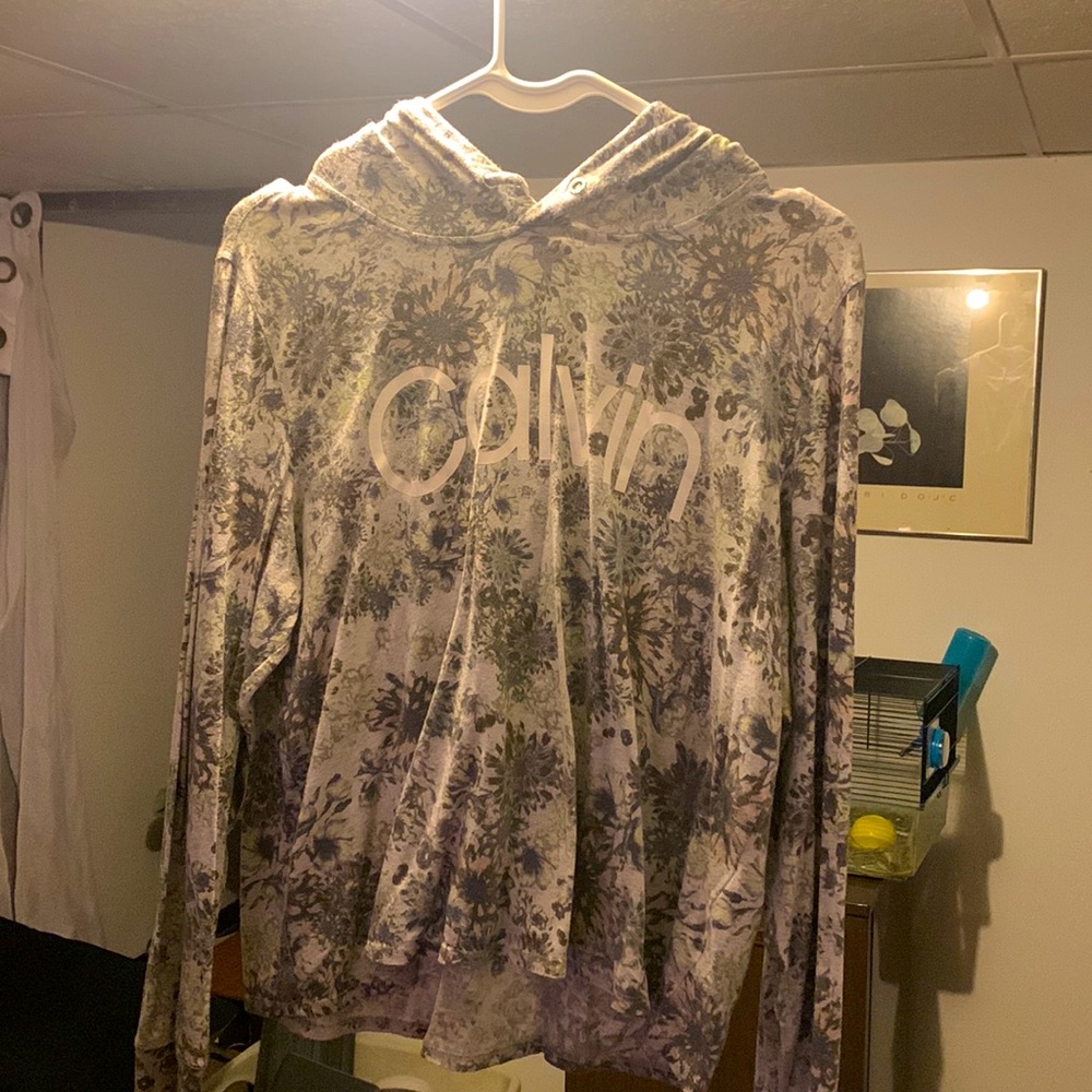 Green flowery long sleeve